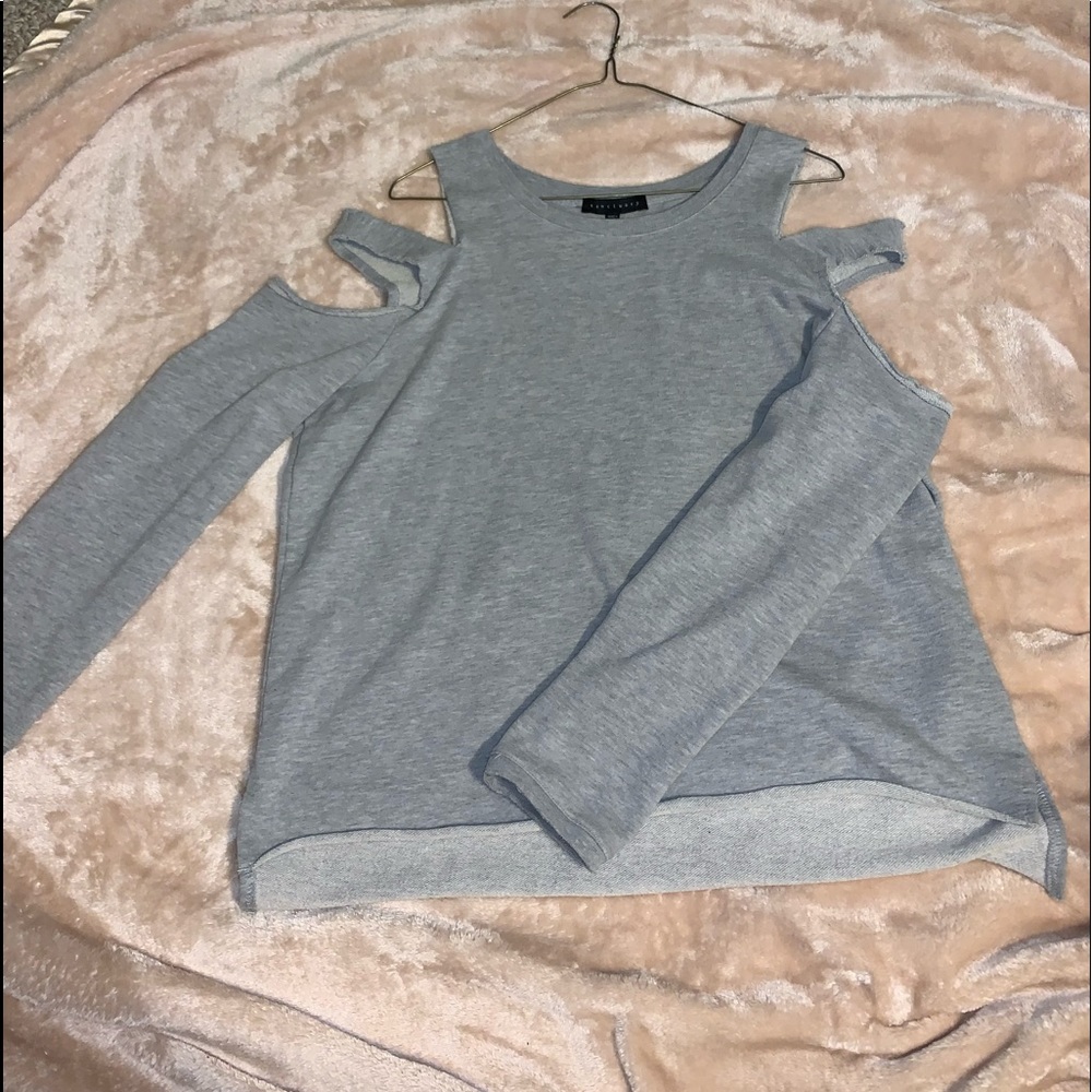 Gray sweater